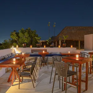 https://kasa-hotel-kuyen.allrivieramayahotels.com
